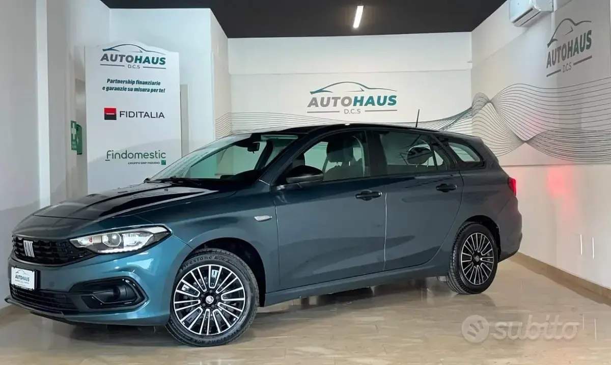 Usata Fiat Tipo 100 CV (73 kW) 2023 Bluazzurro Station wagon