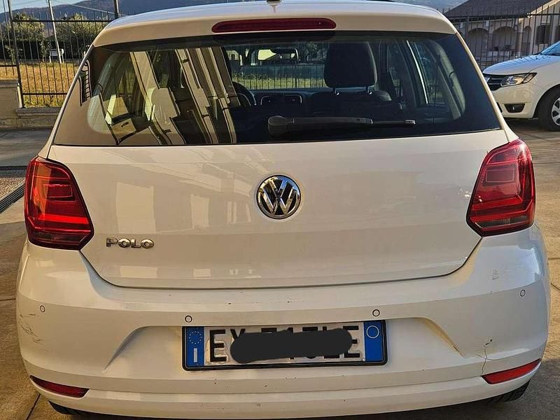 Usata VW Polo Comfortline 75 CV (55 kW) 2015 Bianco Berlina