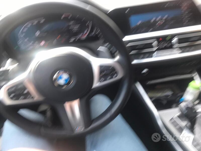 Usato 2021 BMW 320 2.0 Diesel 190 CV (40.000 €)