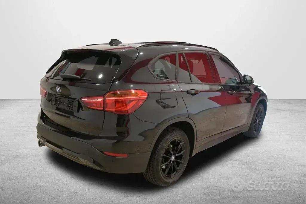 Usata BMW X1 Advantage 116 CV (85 kW) 2020 Nero SUV