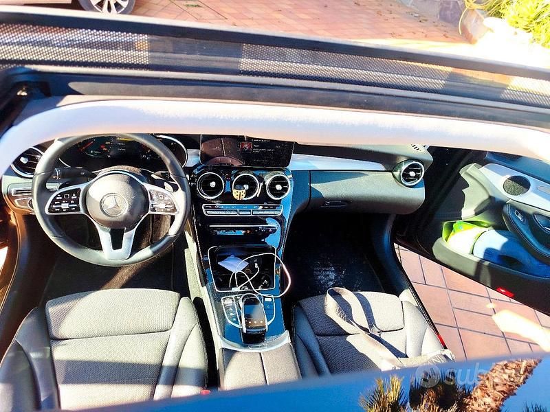 Usata Mercedes C220 Premium 194 CV (142 kW) 2020 Blu Berlina