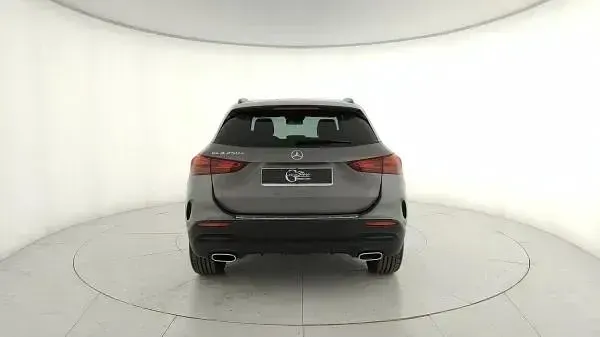 Usata Mercedes GLA250 AMG Line Premium 163 CV (119 kW) 2023 Grigio SUV