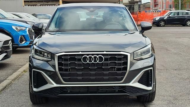 Usata Audi Q2 S-Line 116 CV (85 kW) 2025 Grigio SUV