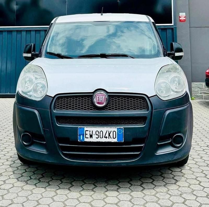 Usata Fiat Doblò 95 CV (69 kW) 2014 Bianco Monovolume