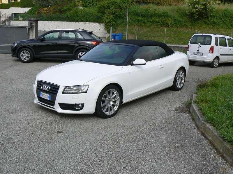 Bianco Usata 2009 Audi A5 Cabriolet Cabrio | 9900 € (Cara) - Immagine 1/4