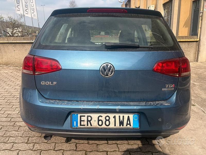 Usata VW Golf VII 110 CV (80 kW) 2014 Utilitaria