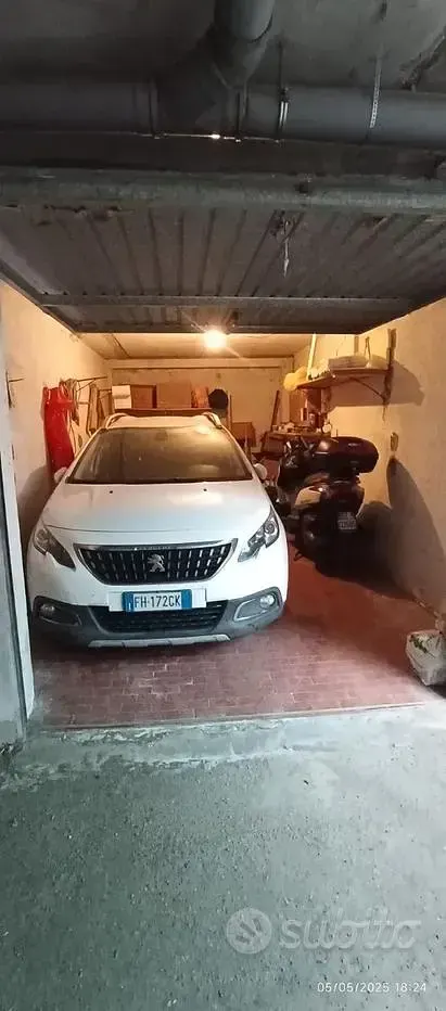Usata Peugeot 2008 Allure 100 CV (73 kW) 2017 Bianco SUV