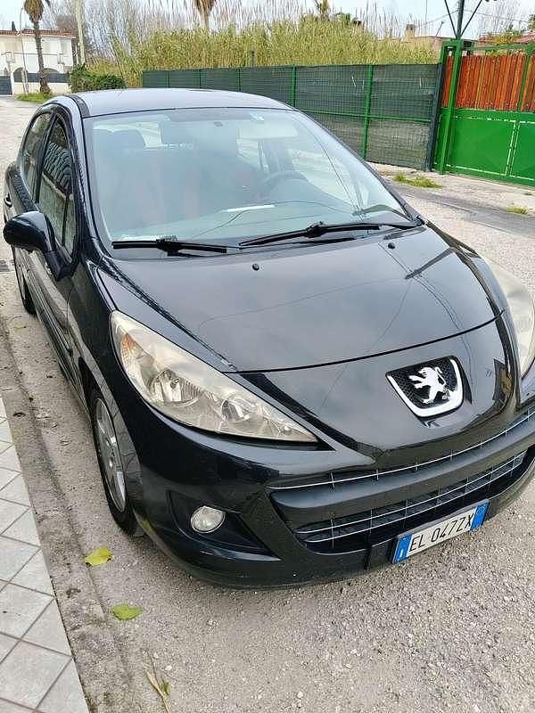 Usata Peugeot 207 75 CV (55 kW) 2012 Nero Berlina