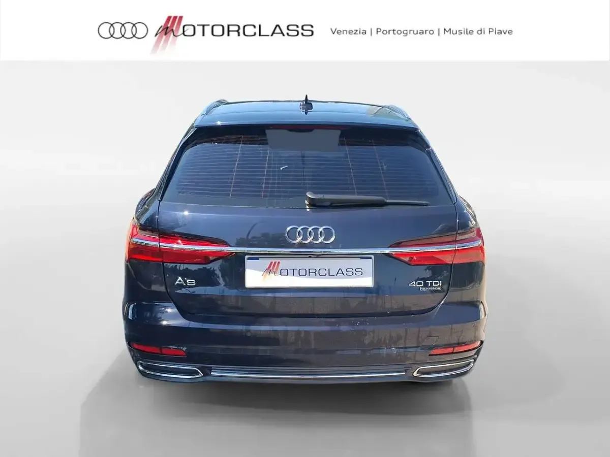 Usata Audi A6 Business 204 CV (150 kW) 2021 5u blu firmamento metallizzato Station wagon