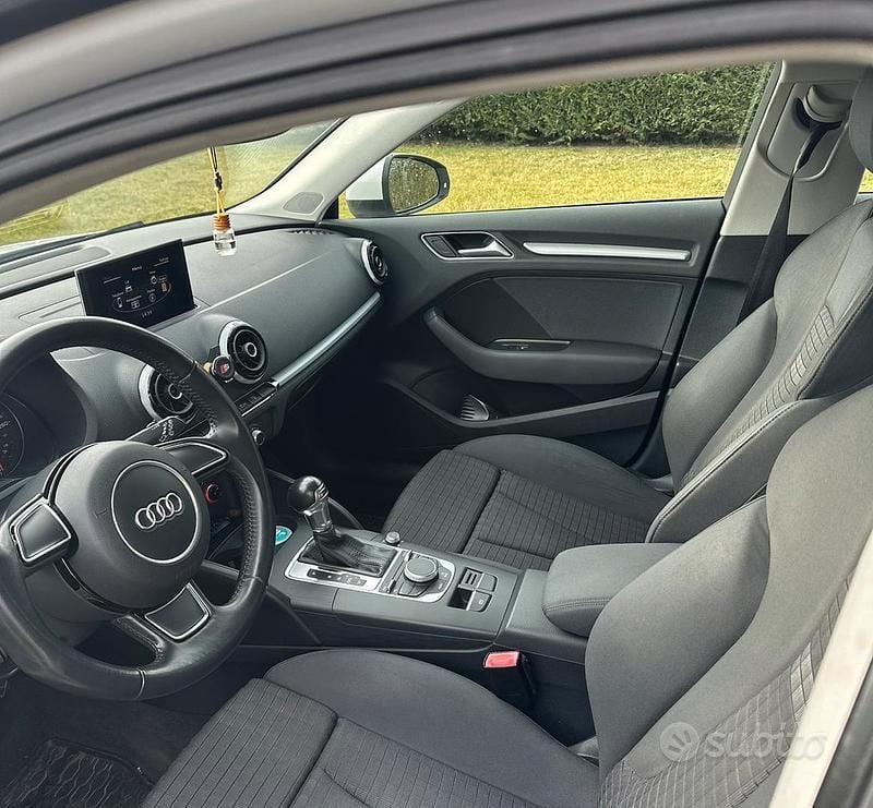 Usata Audi A3 Ambition 105 CV (77 kW) 2014 Bianco Berlina