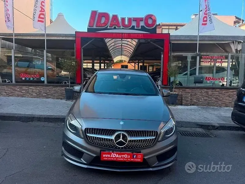 Usata Mercedes A200 Edition 136 CV (100 kW) 2015 Grigio Utilitaria