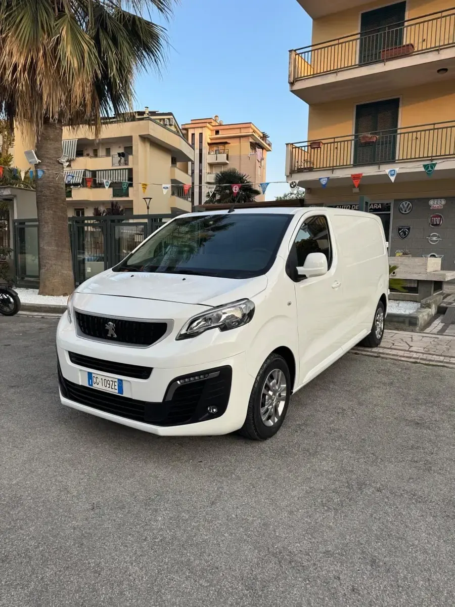 Usata Peugeot Expert Premium 119 CV (87 kW) 2021 Bianco Furgone