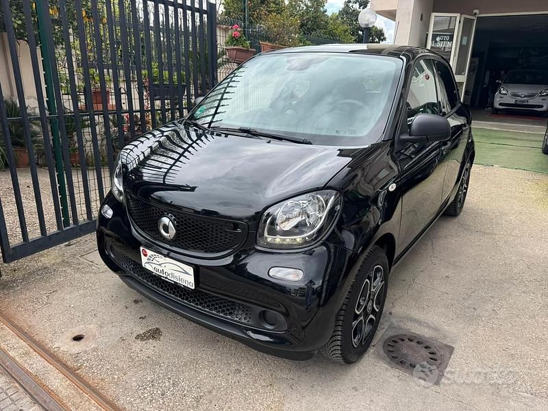 Usata Smart ForFour Passion 71 CV (52 kW) 2019 Nero Utilitaria