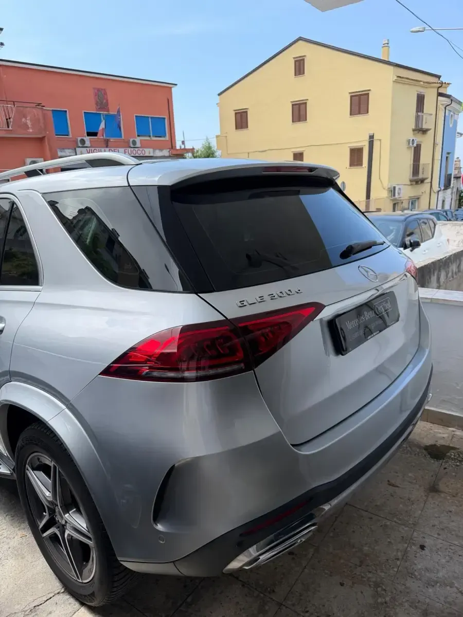 Usata Mercedes GLE300 Premium Plus 245 CV (180 kW) 2021 Argento SUV