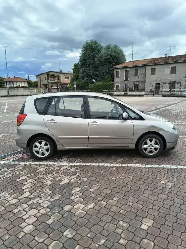 Usata Toyota Corolla 110 CV (80 kW) 2003 Grigio Station wagon