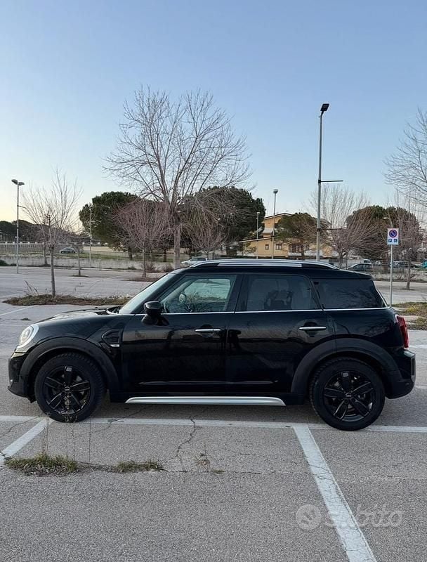 Usata Mini One D Countryman Classic 116 CV (85 kW) 2021 Blu/azzurro SUV