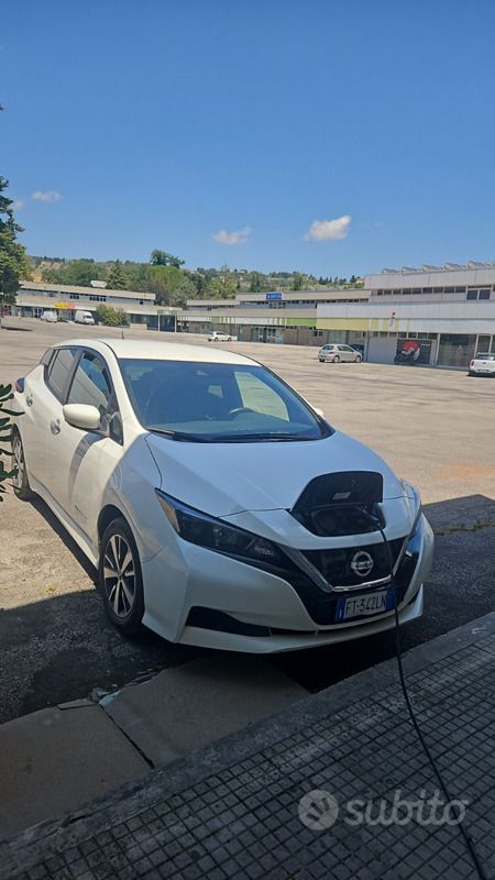 Usata 2018 Nissan Leaf Due volumi | 14.900 € - Immagine 1/4