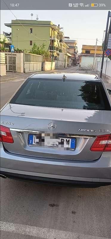 Gebraucht Mercedes E250 Avantgarde 204 PS (150 kW) 2009 Limousine