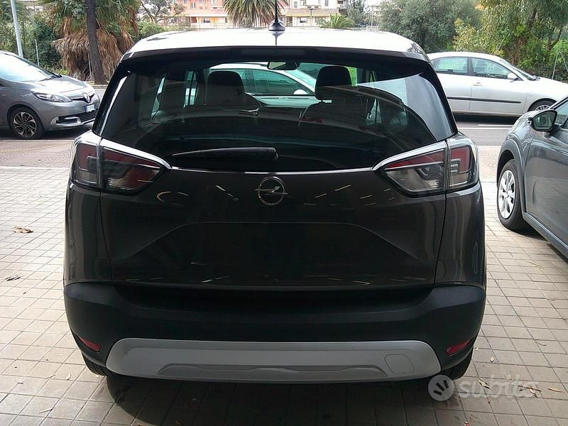 Usata Opel Crossland X Elegance 120 CV (88 kW) 2021 Grigio SUV