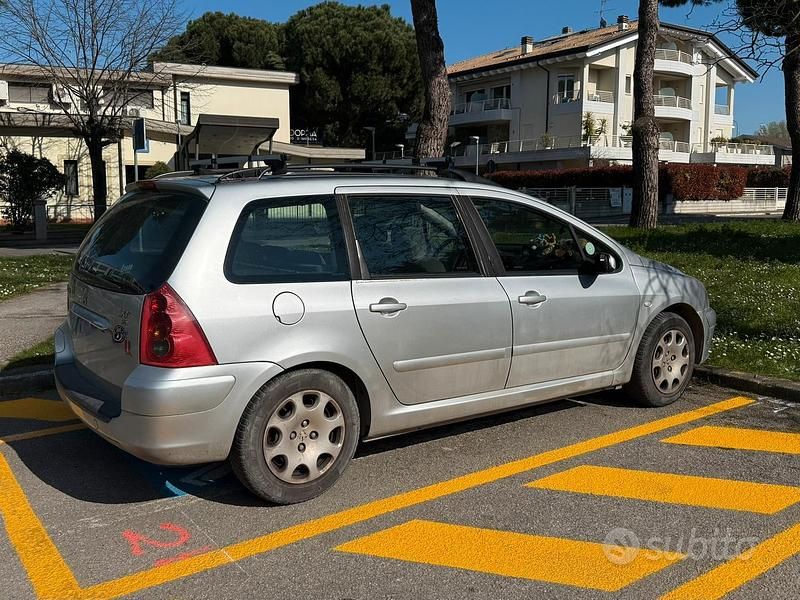 Usata Peugeot 307 2004 Grigio Station wagon