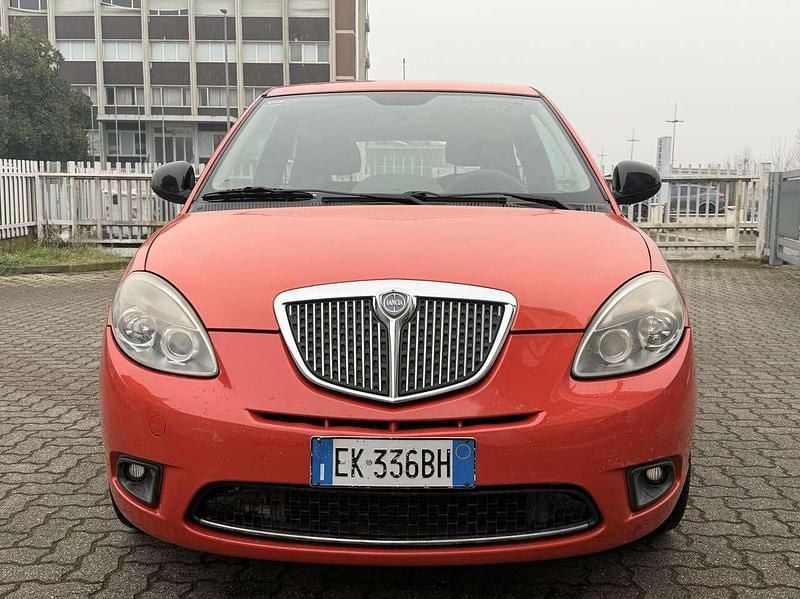 Usata Lancia Ypsilon Platinum 77 CV (56 kW) 2011 Other Utilitaria