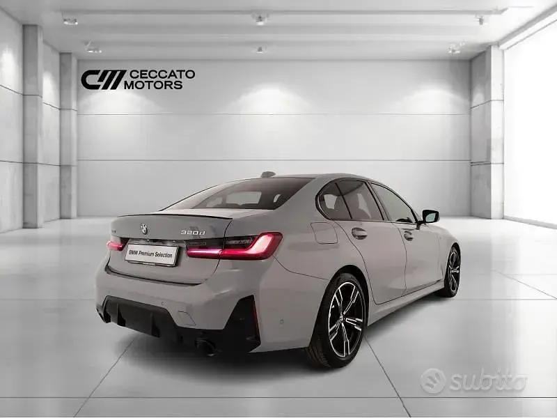 Usata BMW 320 M Sport 190 CV (139 kW) 2025 Grigio Berlina