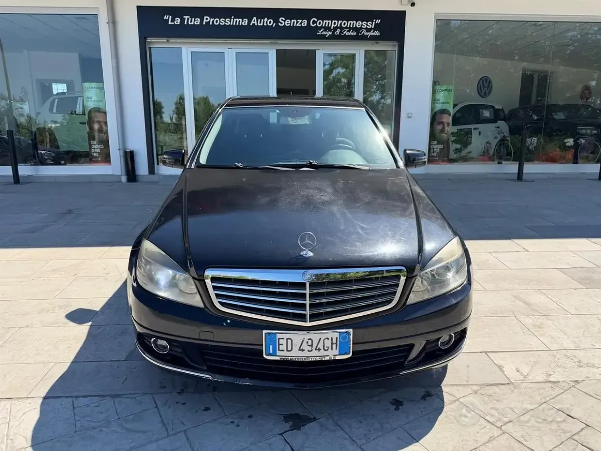Usata Mercedes C220 170 CV (125 kW) 2010 Berlina