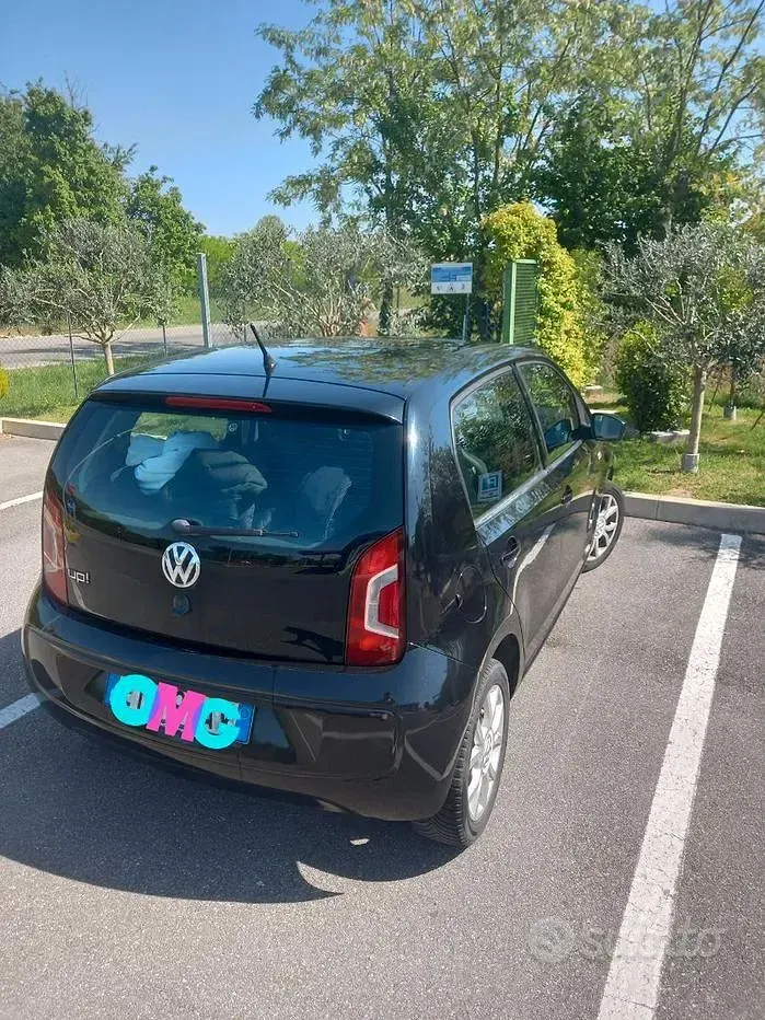 Usata VW up! 60 CV (44 kW) 2013 Nero Utilitaria