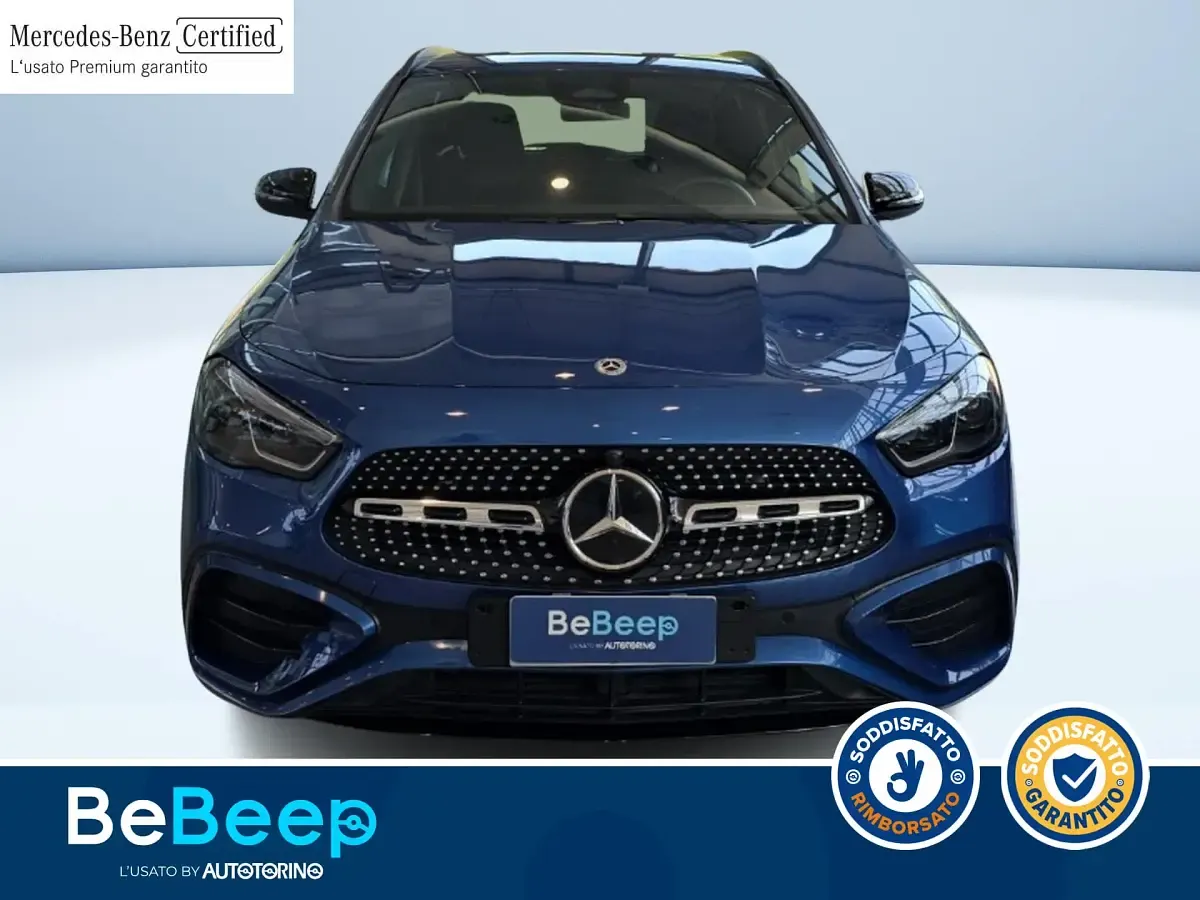 Usata Mercedes GLA200 AMG Line Premium 150 CV (110 kW) 2023 Blu metallizzato SUV