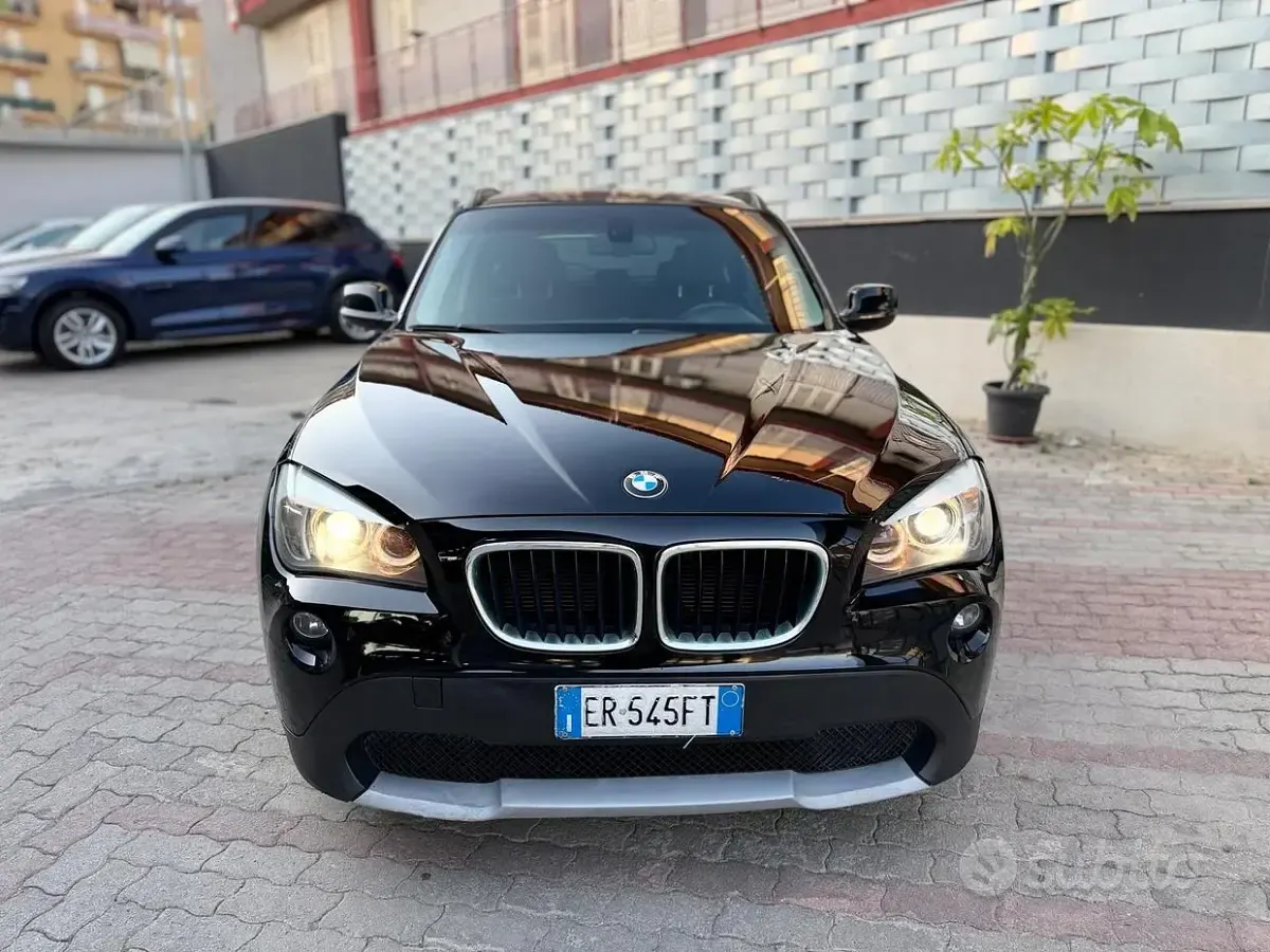 Usata BMW X1 177 CV (130 kW) 2011 Nero SUV