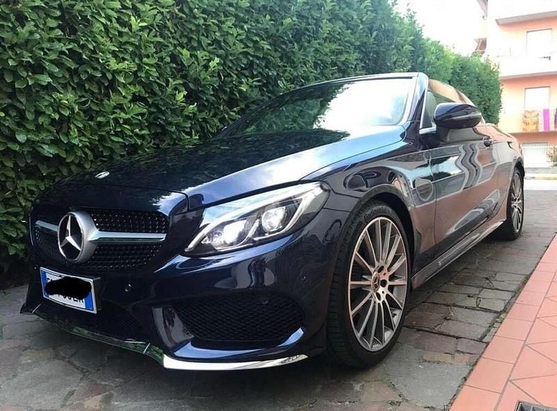 Usata Mercedes C220 Premium Plus 170 CV (125 kW) 2018 Blu/azzurro Cabrio