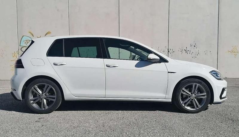 Usata VW Golf VII Sportline 116 CV (85 kW) 2017 Bianco Berlina
