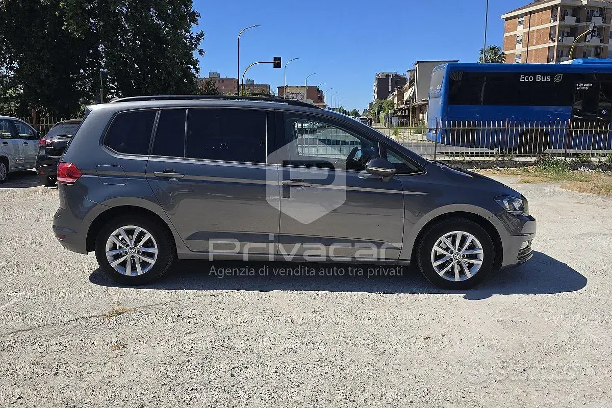 Usata VW Touran Highline 116 CV (85 kW) 2018 Grigio Monovolume