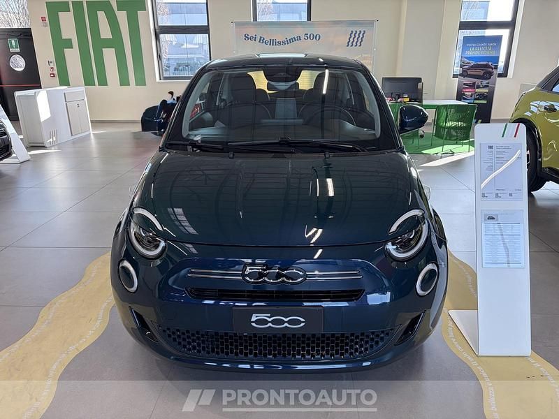 Nuova Fiat 500 65 CV (47 kW) 2026 870 Berlina