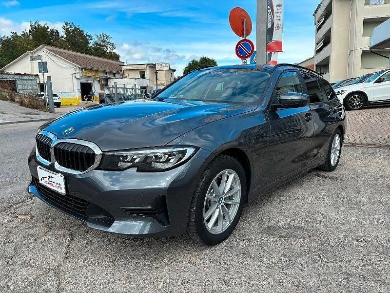 Usata BMW 320e Advantage 204 CV (150 kW) 2021 Nero Station wagon