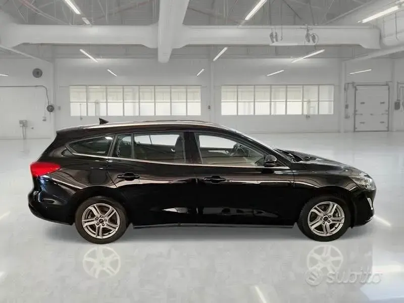 Usata Ford Focus Business Edition 120 CV (88 kW) 2021 Nero Station wagon