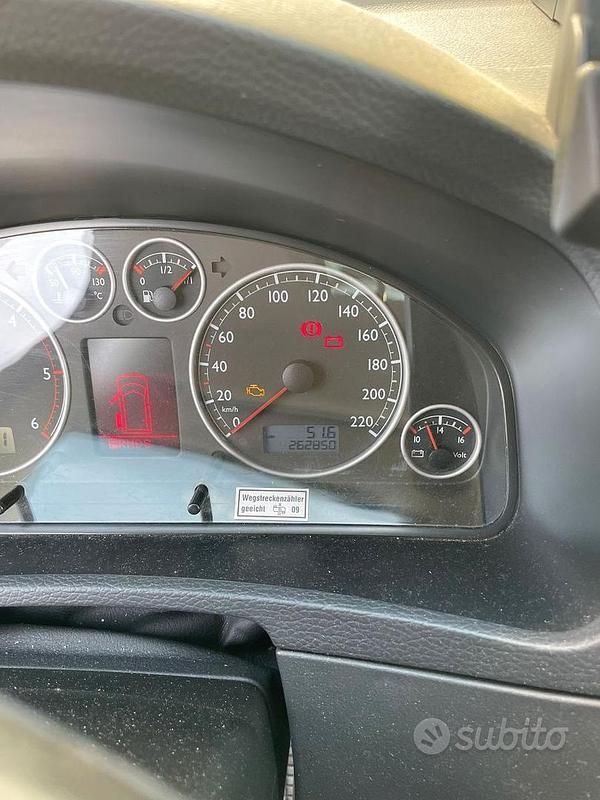 Usata VW Multivan 180 CV (132 kW) 2009 Nero Furgone