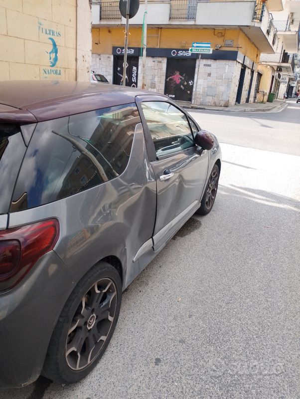 Usata Citroën DS3 2011 Grigio Coupé
