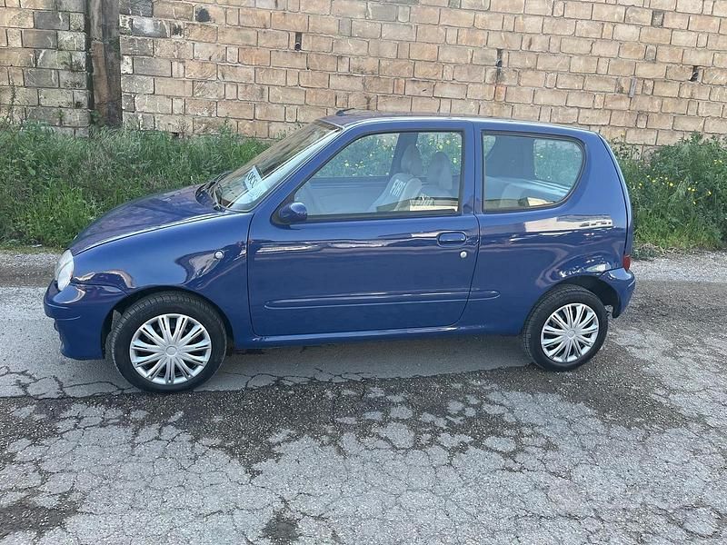 Usata Fiat 600 2006 Blu Utilitaria