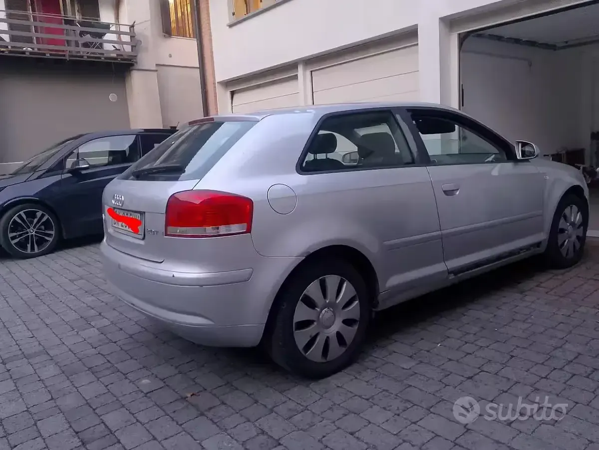 Usata Audi A3 105 CV (77 kW) 2007 Grigio Utilitaria