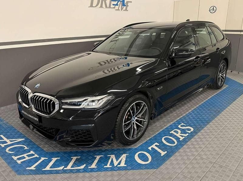 Usata BMW 530e M Sport 184 CV (135 kW) 2021 Blacksapphire Station wagon