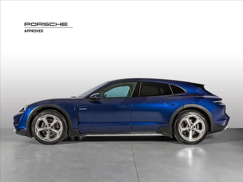 Usata Porsche Taycan Cross Turismo 139 kW (190 CV) 2022 Blu metallizzato Station wagon