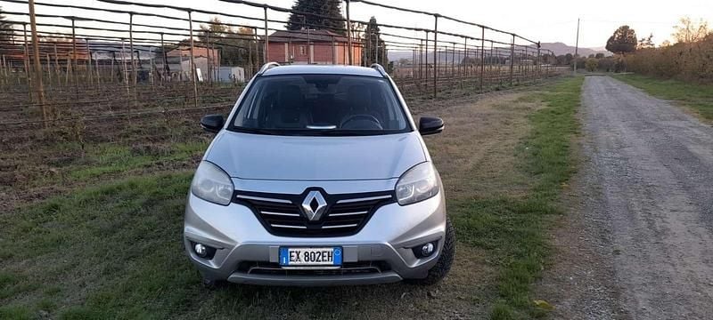 Usata Renault Koleos LIMITED 150 CV (110 kW) 2014 Grigio SUV
