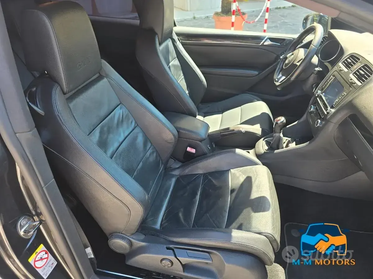 Usata VW Golf VI GTI 211 CV (155 kW) 2010 Grigio Utilitaria