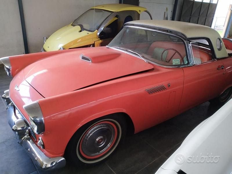 Begagnad Ford Thunderbird 1950 Cab