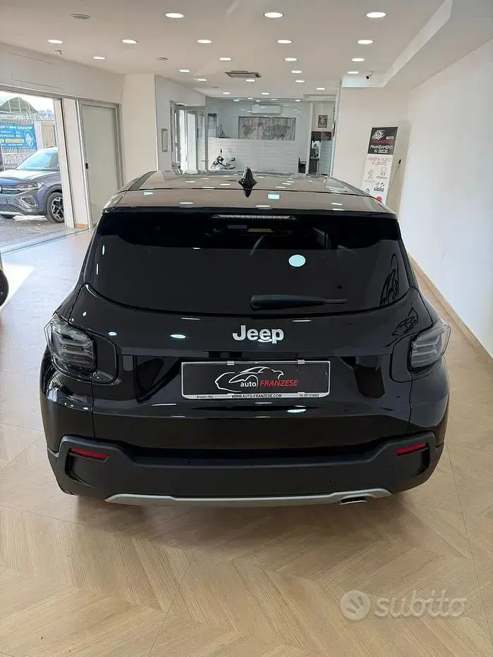 Usata Jeep Avenger Summit 101 CV (74 kW) 2023 Nero SUV