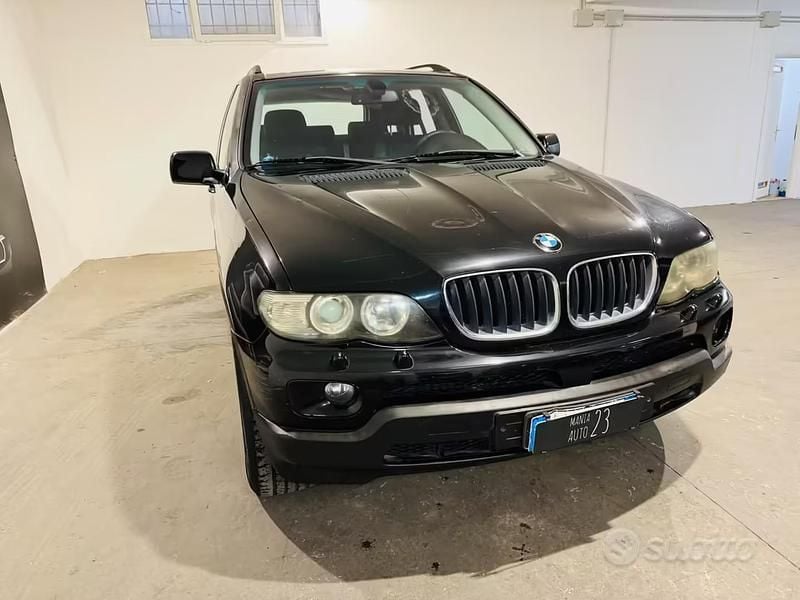Usata BMW X5 Efficient Dynamics 218 CV (160 kW) 2006 Nero SUV