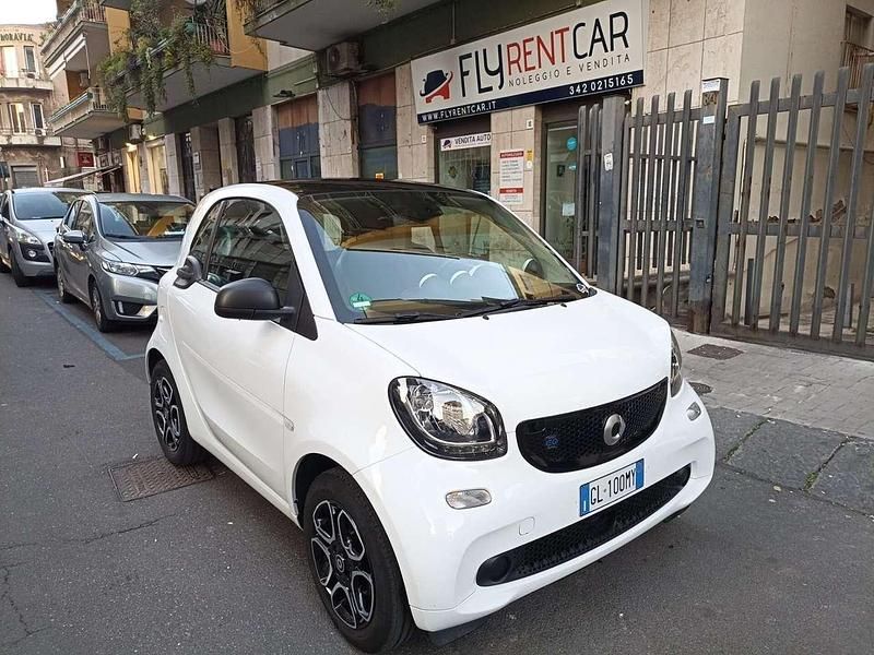 Usata Smart ForTwo Electric Drive Prime 41 kW (56 CV) 2018 Bianco Berlina