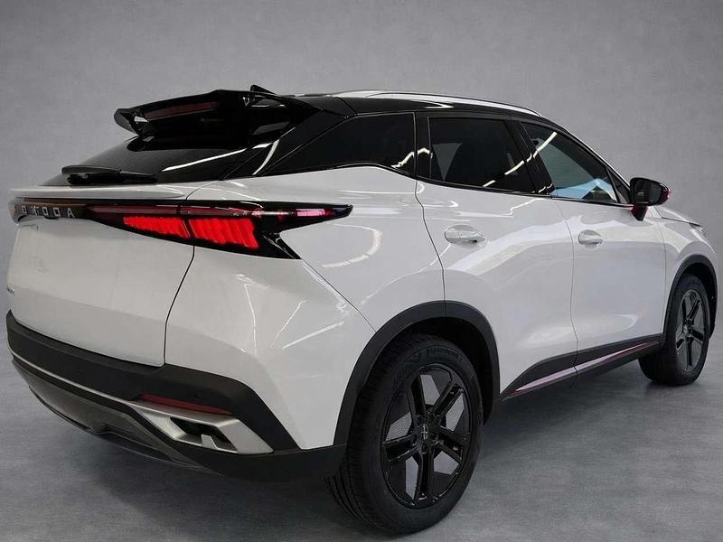 Usata Omoda 5 147 CV (108 kW) 2024 Bianco SUV