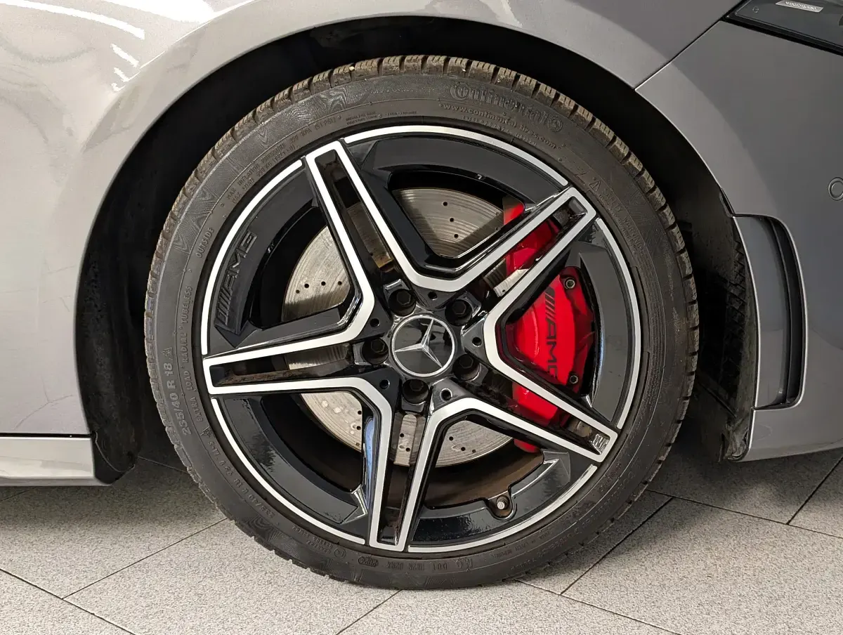 Usata Mercedes A35 AMG AMG Line Premium 416 CV (305 kW) 2023 Grigio Berlina
